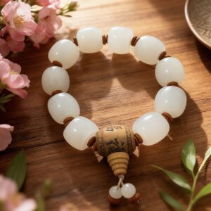 D154 White Fortune Bracelet